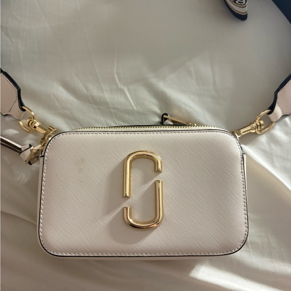 The Marc Jacobs Snapshot Small Camera Bag - cream